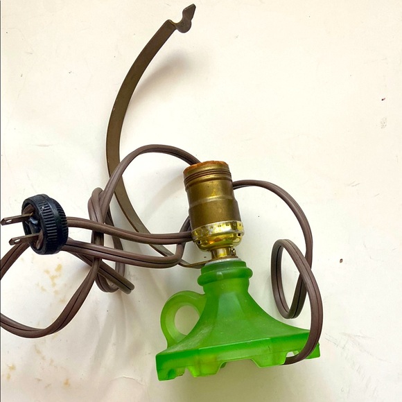 Antique HouzeX Green Jadeite Uranium Glass Boudoir Chamber Mini Lamp ( no shade)
